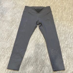 Lululemon gray leggings, size 8 with reflective sparkles on bottom